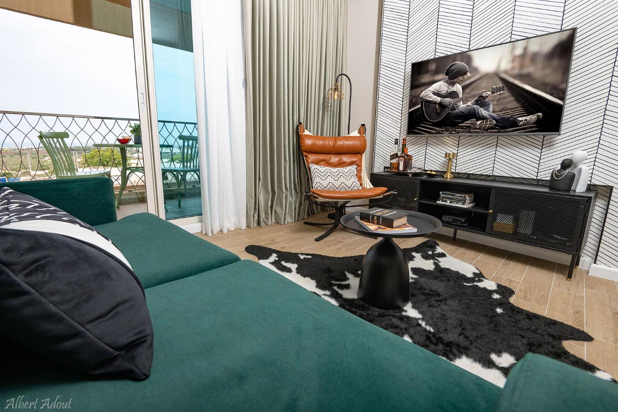 Mina'S Suites - קיסריה Exterior photo