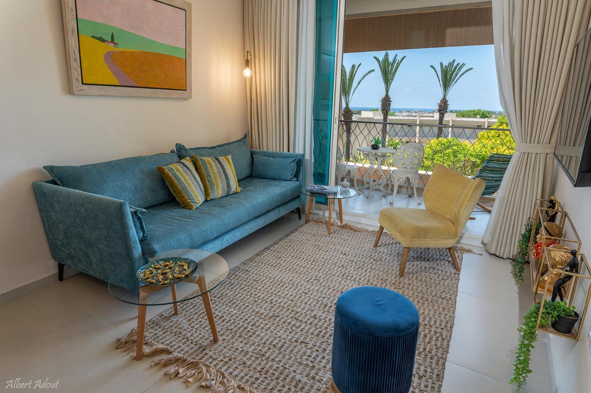 Mina'S Suites - קיסריה Exterior photo
