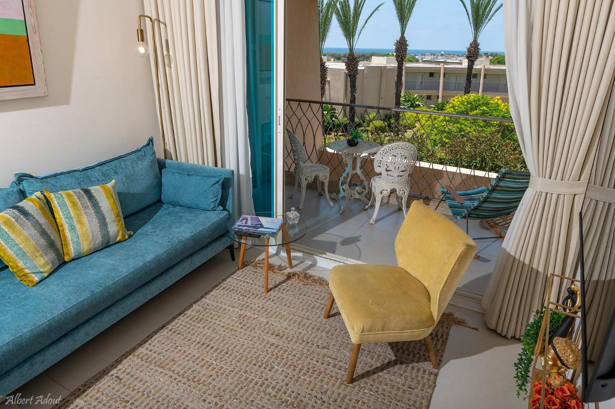 Mina'S Suites - קיסריה Exterior photo